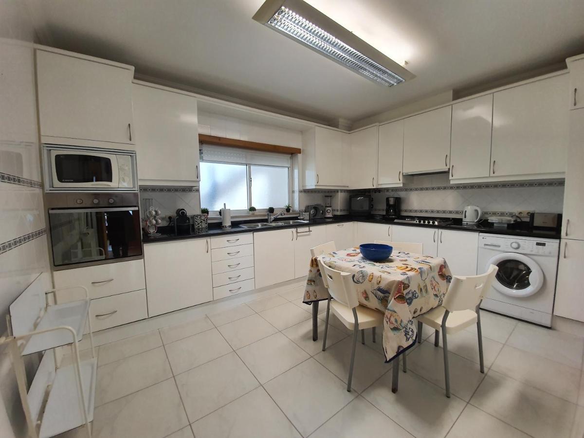 Nazare Apartamento Em Frente Ao Mar Exteriör bild